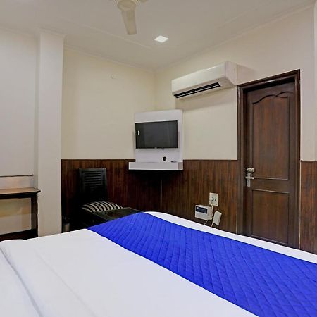 Hotel Grand Tushar - Ghaziabad Railway Station Екстер'єр фото