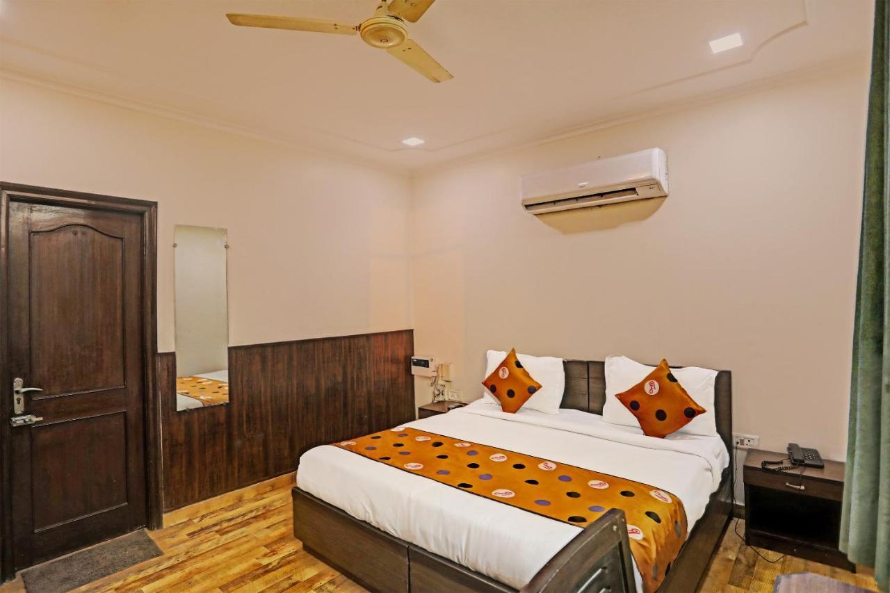 Hotel Grand Tushar - Ghaziabad Railway Station Екстер'єр фото